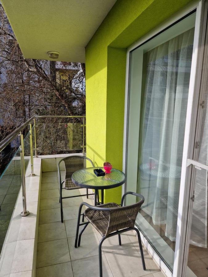 Star Airport Residence Otopeni Exterior photo